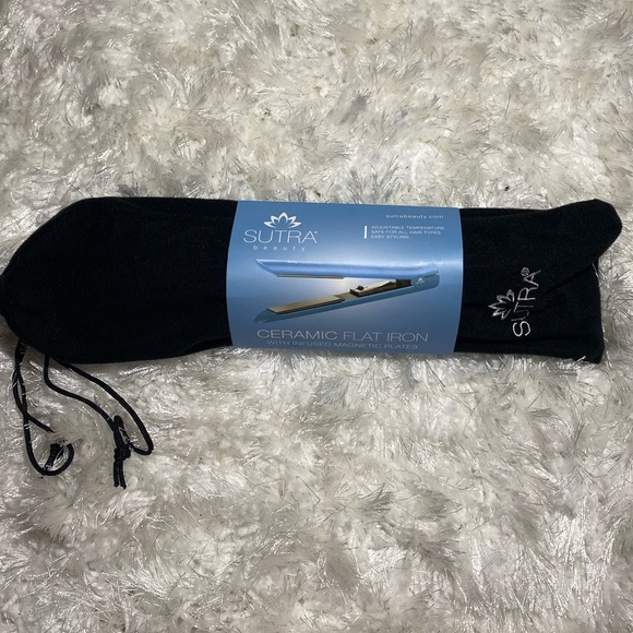 Sutra Beauty Ceramic Flat Iron - Picture 2 of 3